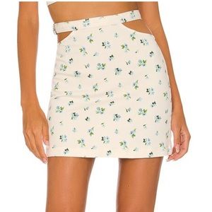 NWT mini skirt weworewhat
